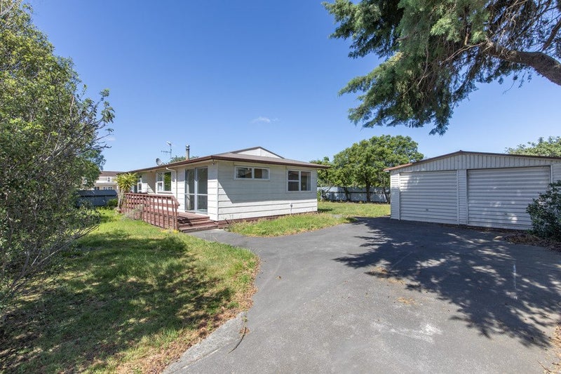 17 Saint Joseph Street, Waipukurau - Carousel 2