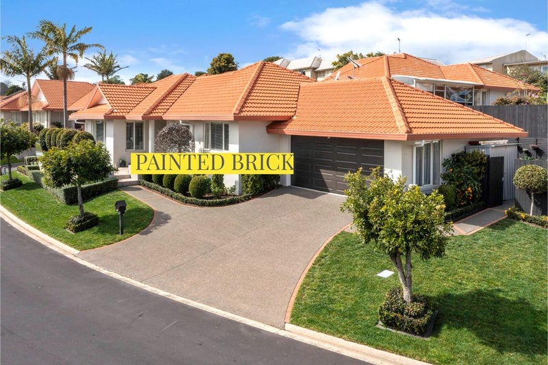 15 Gillett Place, Botany Downs, Auckland - Carousel 1