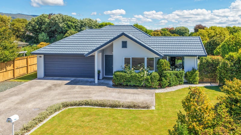 11 Kendall View, Stoke, Nelson - Carousel 1