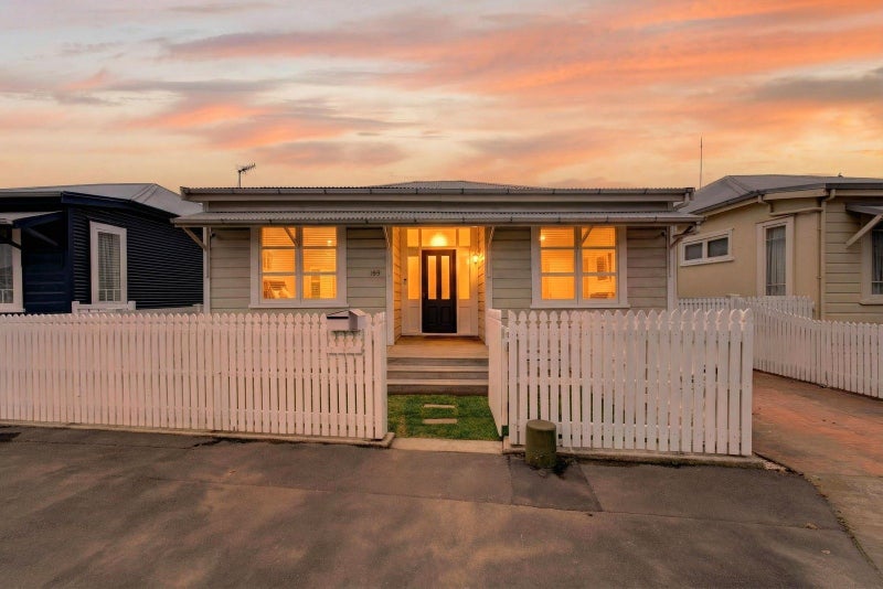 188 Wellesley Road, Napier South, Napier - Carousel 2