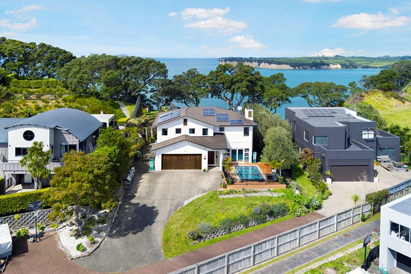 16 Palm Cove, Arkles Bay, Whangaparaoa - Carousel 2