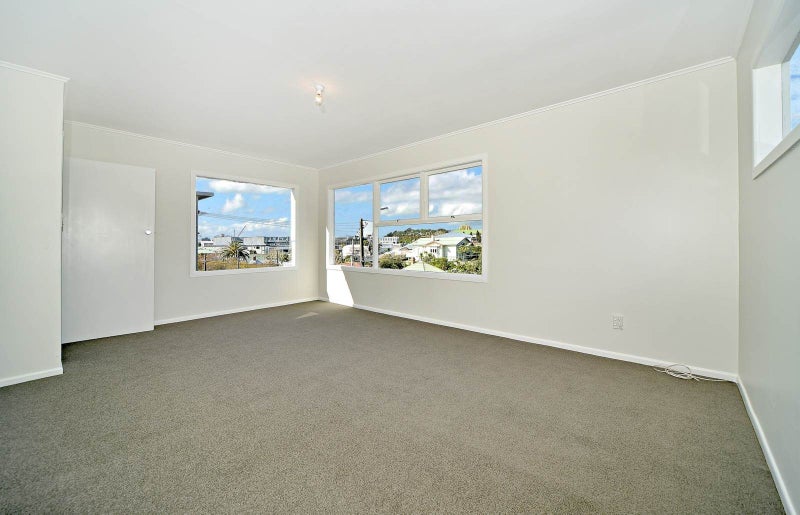 17A Esplanade Road, Mount Eden, Auckland - Carousel 1