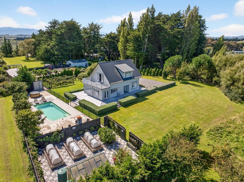 27 Vineyard Lane, Martinborough, South Wairarapa - Carousel 1