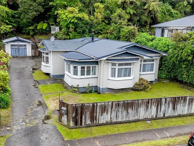 13 Lydia Street, Greymouth, Greymouth - Carousel 1
