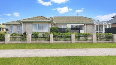 63 Nicholas Road, Somerville, Auckland - Carousel 1