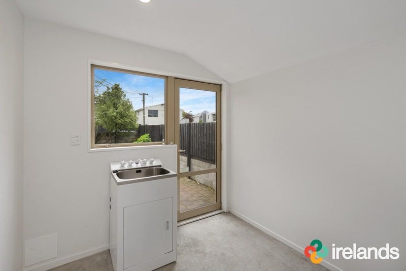 1/538 Barbadoes Street, Edgeware, Christchurch - Carousel 12