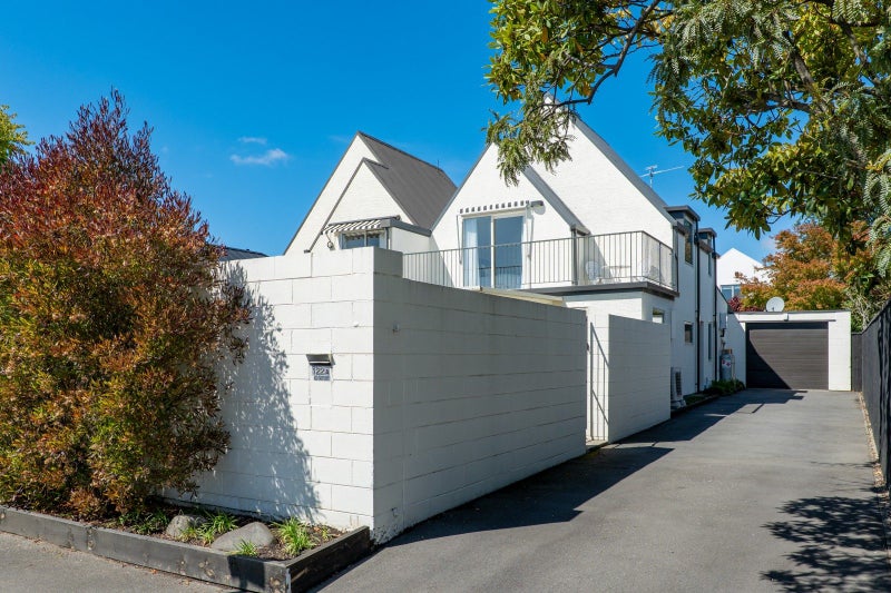 1/122 Office Road, Merivale, Christchurch - Carousel 1