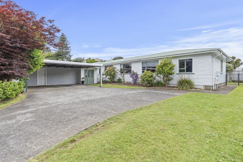 6A David Street, Westown, New Plymouth - Carousel 1