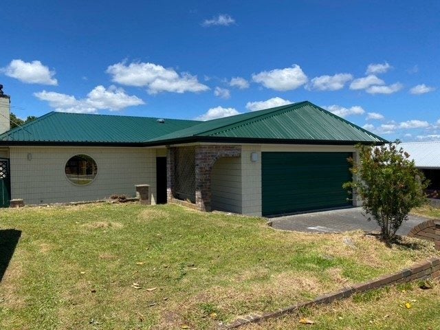 144 Botany Road, Botany Downs, Auckland - Carousel 1