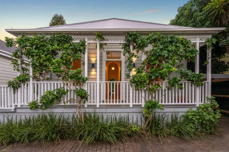 9/4 Niger Street, Grey Lynn, Auckland - Carousel 1