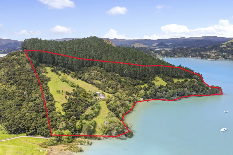 225 Okura Bay Road, Totara North - Carousel 2