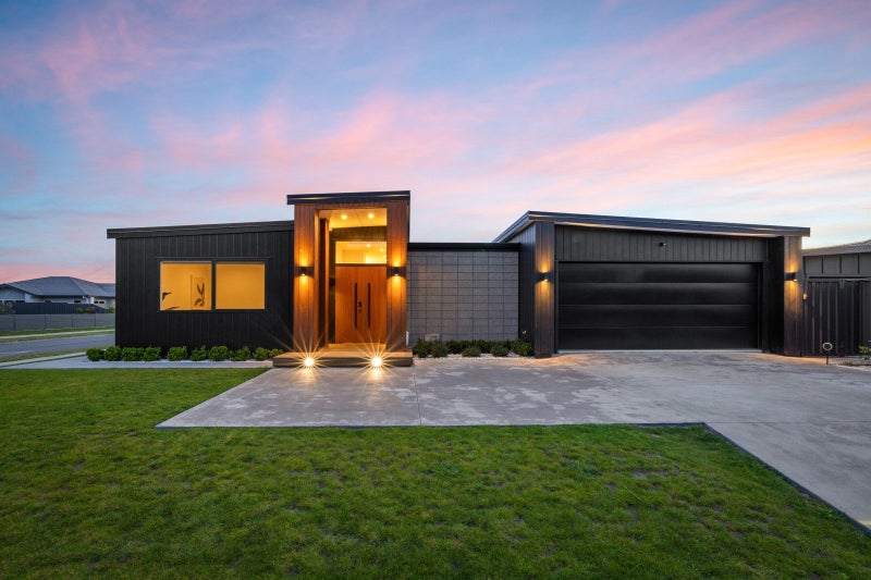 2 Hikawera Drive, Frimley, Hastings - Carousel 2