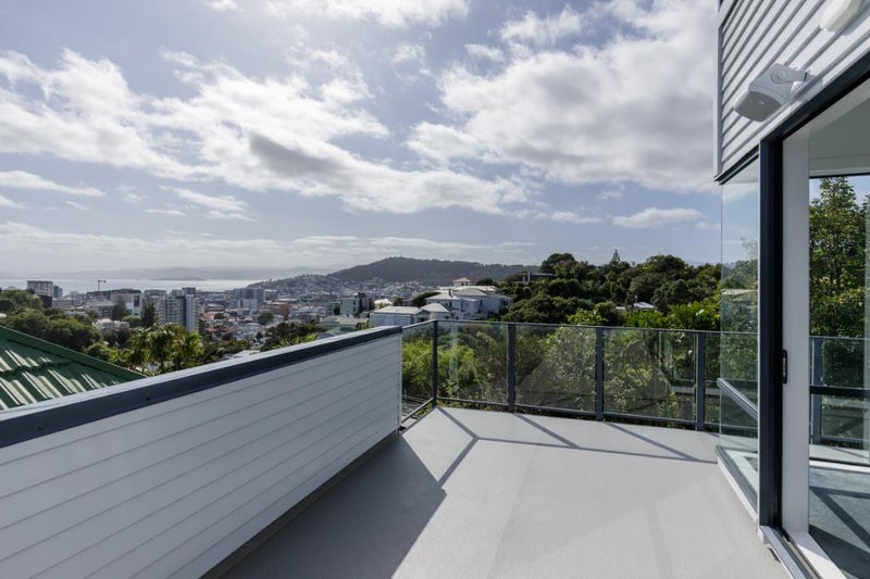 Property Valuation for 9 Durham Crescent, Aro Valley, Wellington