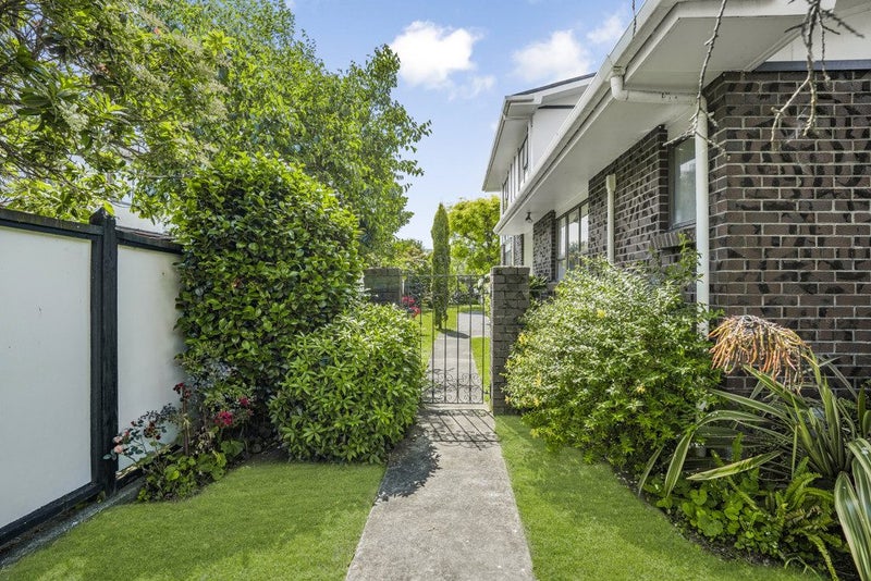 4 Mcenroe Grove, Naenae, Lower Hutt - Carousel 2
