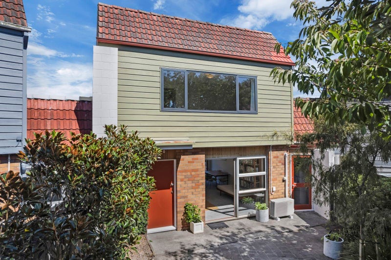 2/151 Blockhouse Bay Road, Avondale, Auckland - Carousel 1