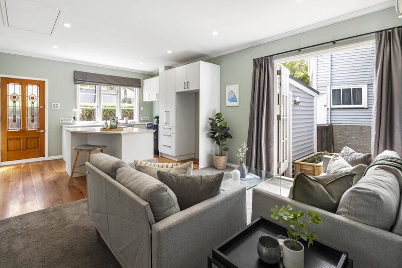 73 Liardet Street, Vogeltown, Wellington - Carousel 2