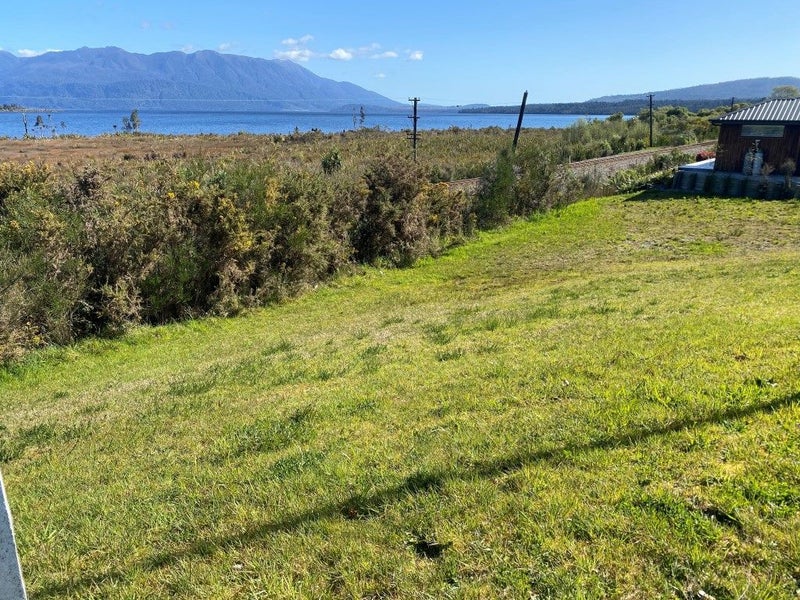 Property Valuation for 28 Lake Brunner Road, Moana Trade Me Property