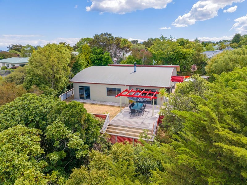 2 Larchwood Grove, Rangatira Park, Taupo - Carousel 2