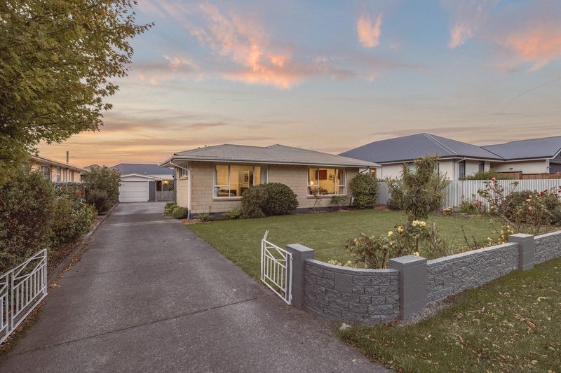 6 Laing Crescent, Heathcote Valley, Christchurch - Carousel 1