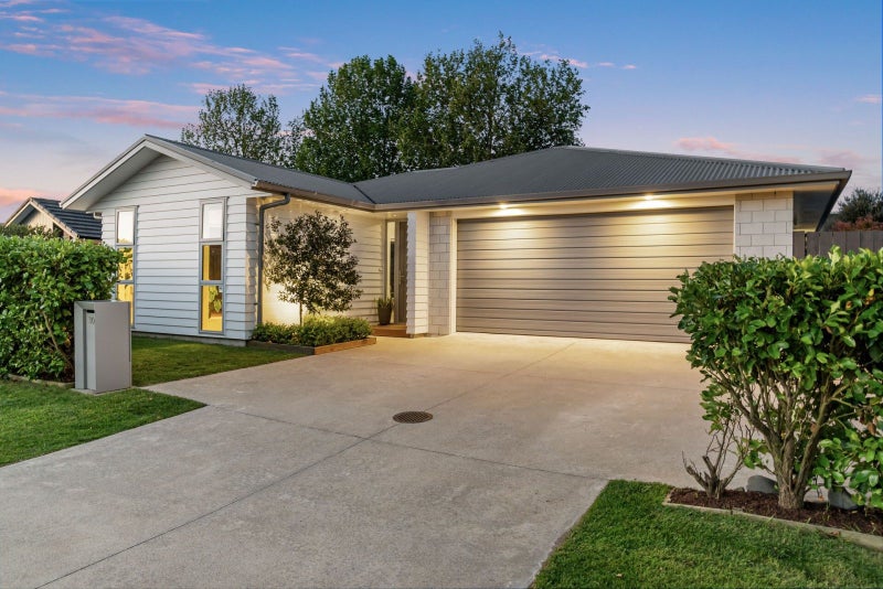 30 Kuru Place, Papamoa, Papamoa - Carousel 1