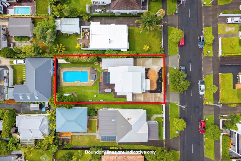 101 Huia Road, Point Chevalier, Auckland - Carousel 2