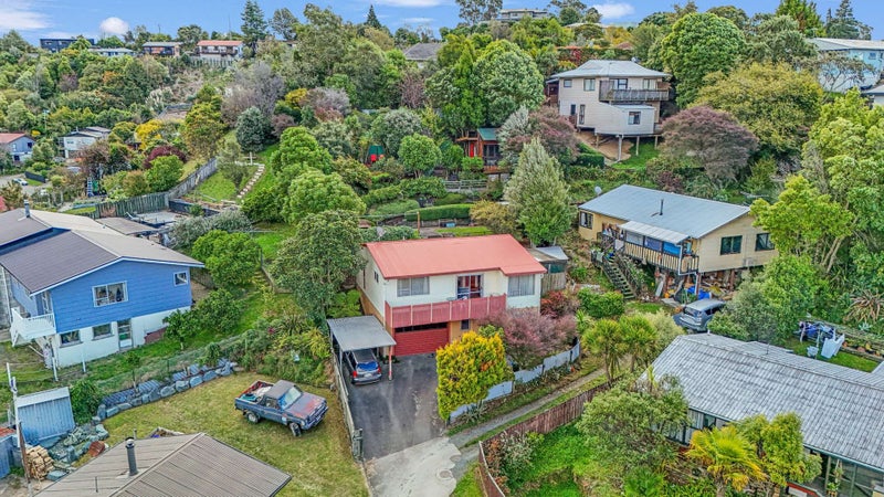 9 Chidley Place, Washington Valley, Nelson - Carousel 2