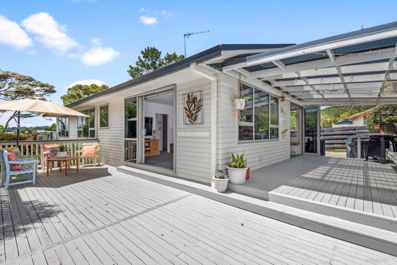 20A Puketitiro Street, Glen Eden, Auckland - Carousel 1