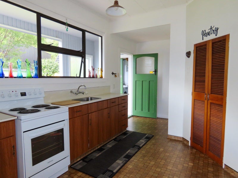 4 Munson Street, Reefton, Reefton - Carousel 2