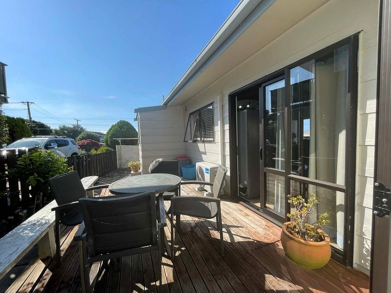 1425 Whangaparaoa Road, Army Bay, Whangaparaoa - Carousel 20