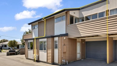 2/9 Cameron Street, Sydenham, Christchurch - Carousel 1