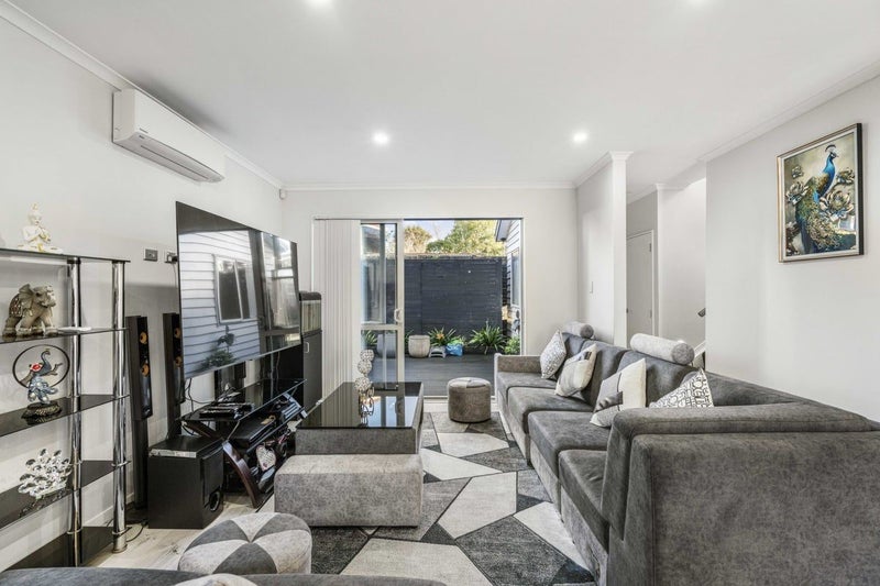 24B Mckinstry Avenue, Mangere East, Auckland - Carousel 2