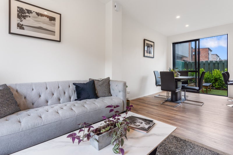 73 Mangahoe Road, Mount Wellington, Auckland - Carousel 2