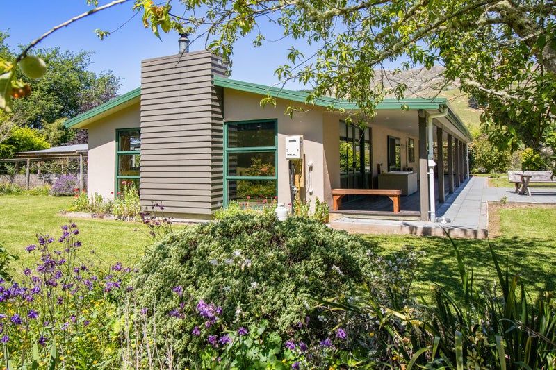 10 Camerons Road, Okaramio - Carousel 2