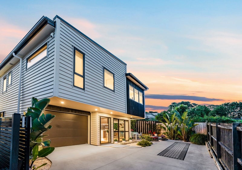 9B Howard Hunter avenue, St Johns, Auckland - Carousel 1