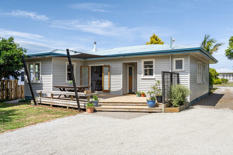 12 Steed Avenue, Te Hapara, Gisborne - Carousel 1