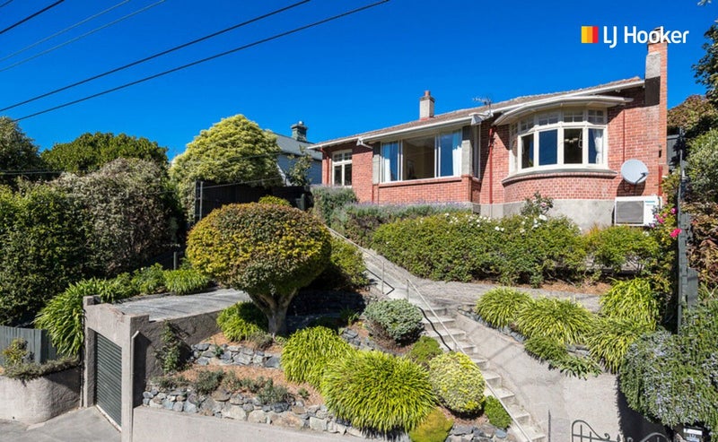 17 Hawthorn Avenue, Mornington, Dunedin - Carousel 1