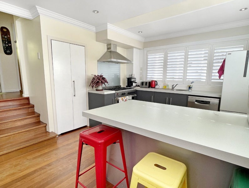 15a Onslow Rd, Khandallah, Wellington, Wellington - Carousel 2
