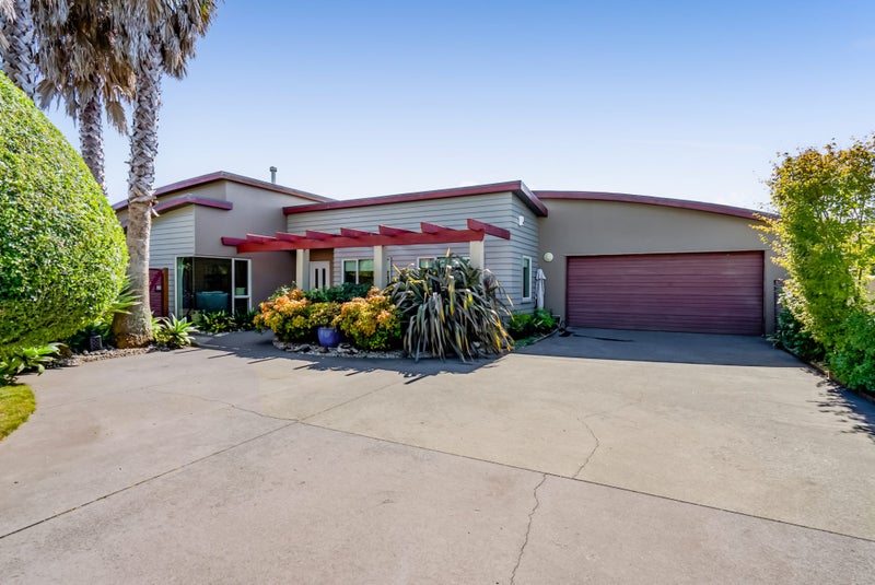 2 Parkvue Drive, Bell Block, New Plymouth - Carousel 1