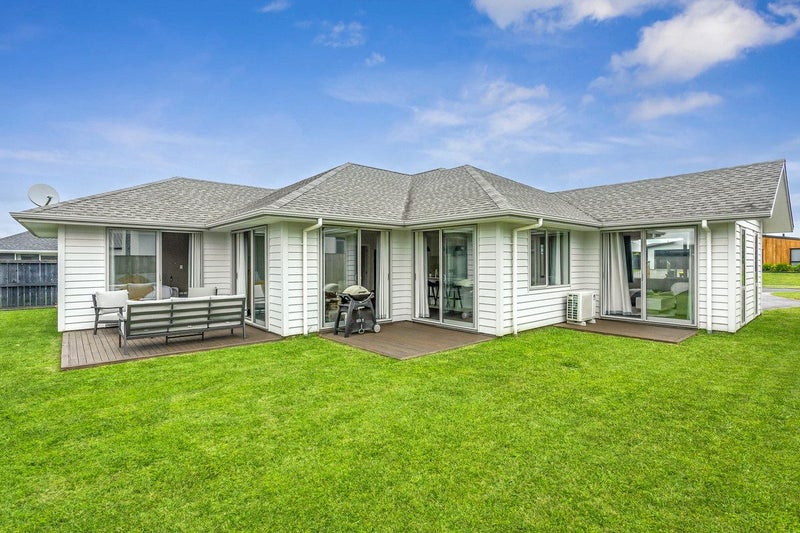 6 Hehan Close, Cambridge, Waipa, Waikato - Carousel 1