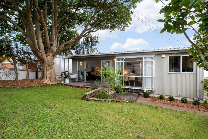 1/23 Arthur Street, Onehunga, Auckland - Carousel 1