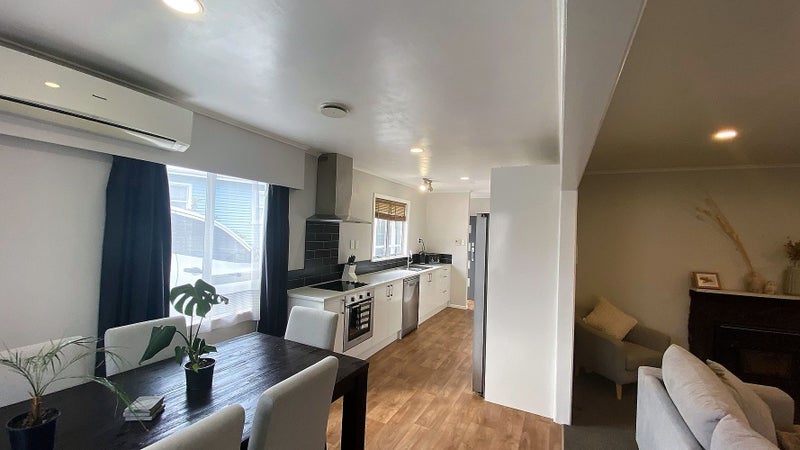 32 Kingsford Street, Bell Block, New Plymouth - Carousel 1