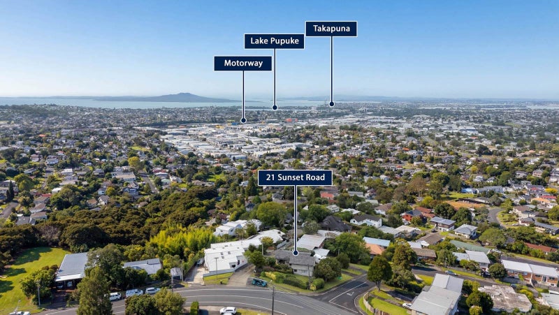 21 Sunset Road, Totara Vale, Auckland - Carousel 2