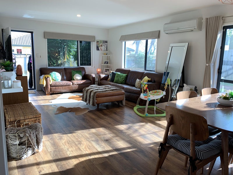 33 Rebecca Rise, Weymouth, Auckland - Carousel 2