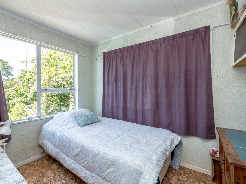 8 Booth Street, Carterton - Carousel 23