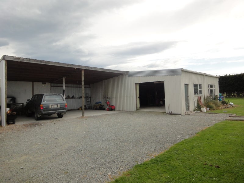 156 Orakipaoa Island Road, Milford - Carousel 25