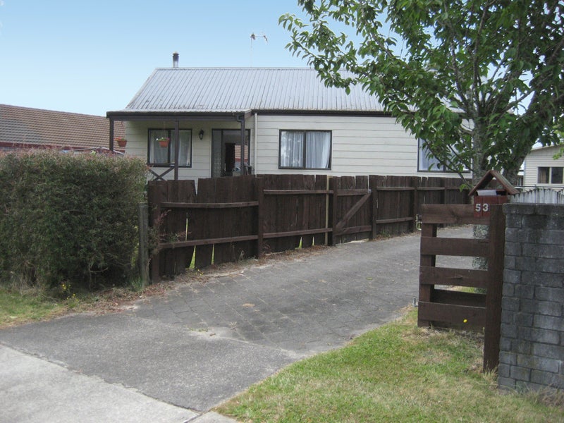 53 Waterford Road, Fitzroy, Hamilton - Carousel 2