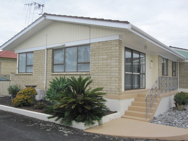 27 Kamo Road, Regent, Whangārei - Carousel 2