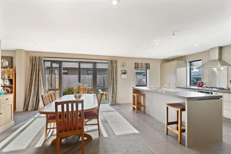 22 Sovereign Gardens, Halswell, Christchurch - Carousel 7