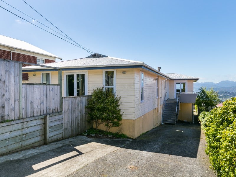 5 Fortunatus Street, Brooklyn, Wellington - Carousel 2