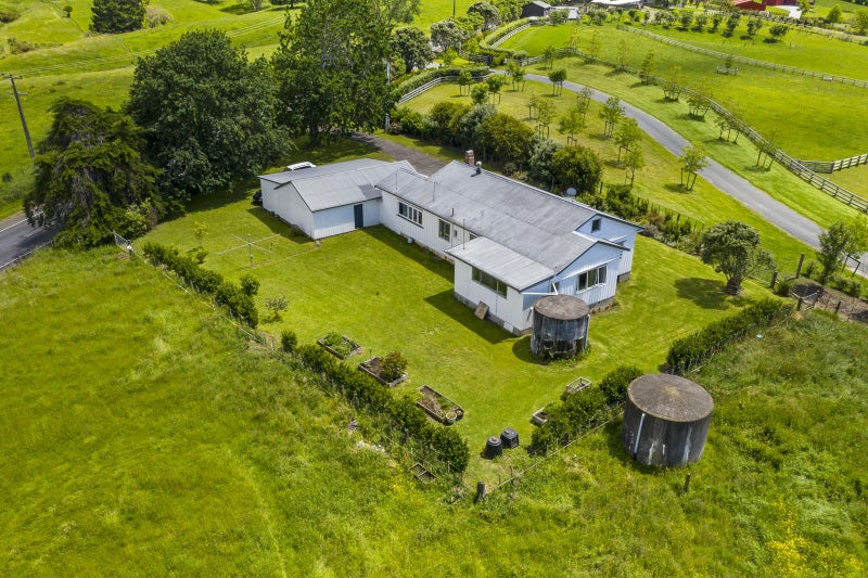 777 North Road, Papakura - Carousel 2